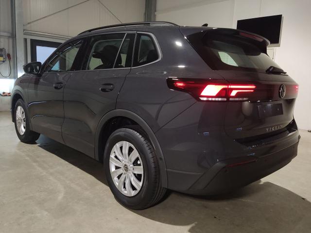 Volkswagen / Tiguan / Grau / / / , Beispielbilder, ggf. teilweise mit Sonderausstattung