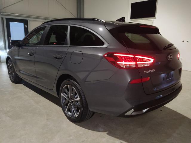 Hyundai / i30 Kombi / Grau / / / , Beispielbilder