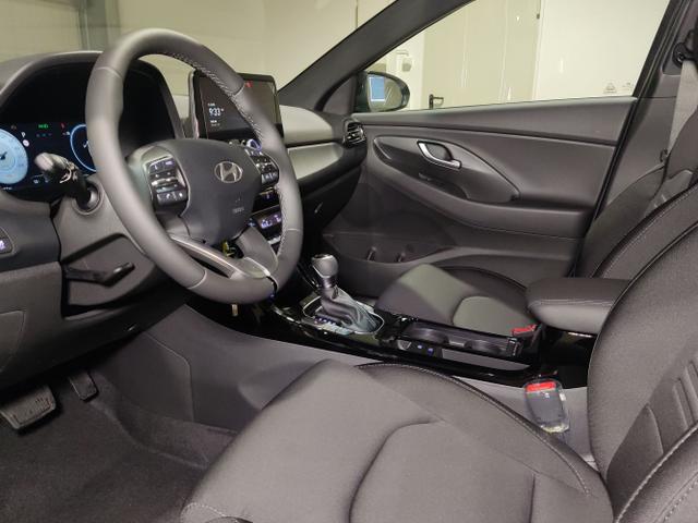 Hyundai / i30 Kombi / Grau / / / , Beispielbilder
