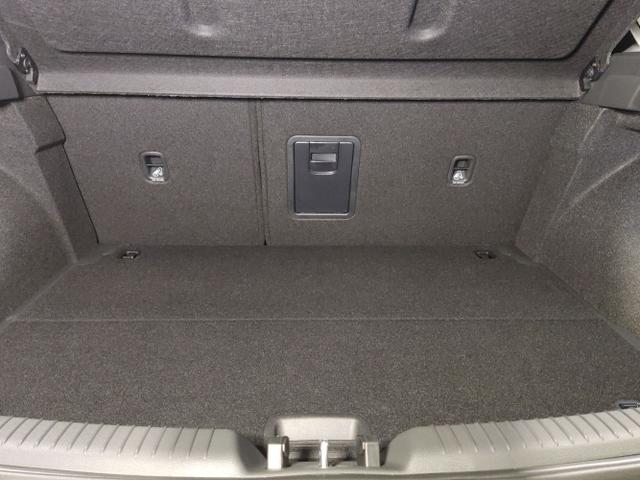 Hyundai / i30 / Grün / / / , Beispielbilder, ggf. teilweise mit Sonderausstattung