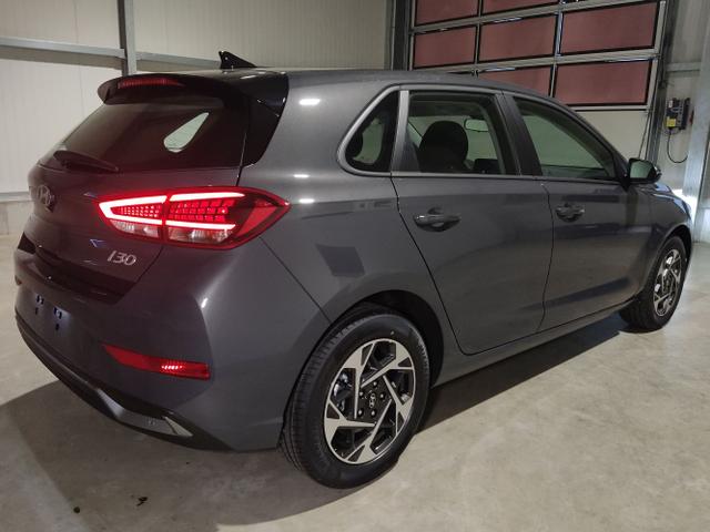 Hyundai / i30 / Grau / / / , Beispielbilder, ggf. teilweise mit Sonderausstattung