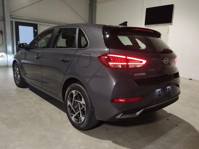 Hyundai / i30 / Grau / / / , Beispielbilder, ggf. teilweise mit Sonderausstattung
