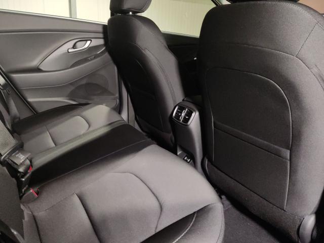 Hyundai / i30 / Grau / / / , Beispielbilder, ggf. teilweise mit Sonderausstattung