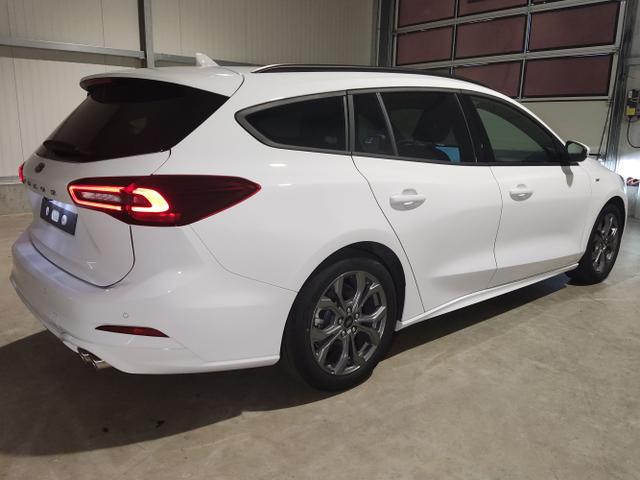 Ford / Focus Turnier / Weiß / / / , Beispielbilder