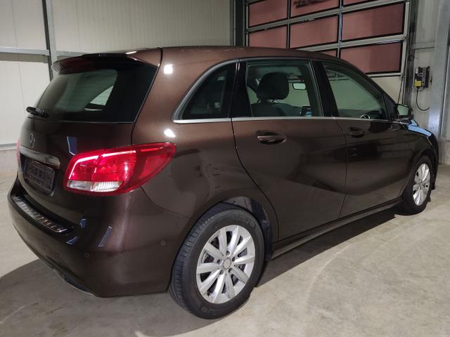 Mercedes-Benz / B 180 / Braun / / / , Beispielbilder, ggf. teilweise mit Sonderausstattung