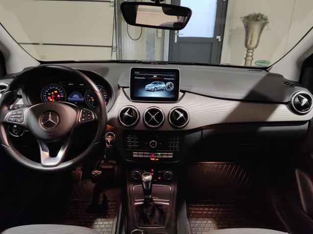 Mercedes-Benz / B 180 / Braun / / / , Beispielbilder, ggf. teilweise mit Sonderausstattung