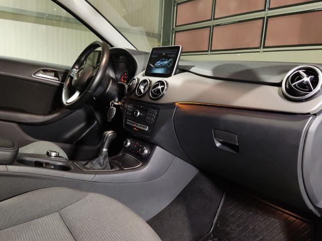 Mercedes-Benz / B 180 / Braun / / / , Beispielbilder, ggf. teilweise mit Sonderausstattung