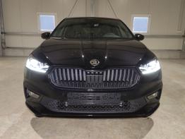 Skoda Fabia Monte Carlo 1.0 TSI 116 PS DSG-Smartlink-DAB-Bluetooth-Panodach-Klimaautomatik-2xPDC--Kamera-SHZ-LED-Tempomat-17''Alu-Sofort 