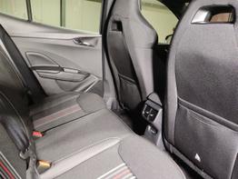 Skoda Fabia Monte Carlo 1.0 TSI 116 PS DSG-Smartlink-DAB-Bluetooth-Panodach-Klimaautomatik-2xPDC--Kamera-SHZ-LED-Tempomat-17''Alu-Sofort 