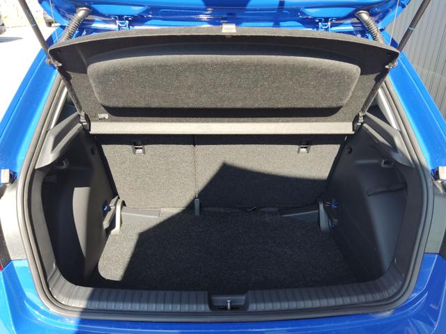 Skoda / Fabia / Blau / / / , Beispielbilder, ggf. teilweise mit Sonderausstattung