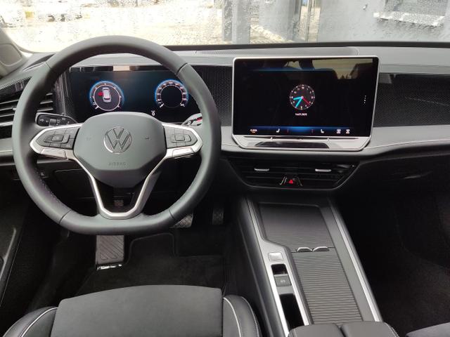 Volkswagen / Passat Variant / Grau / / / , Beispielbilder, ggf. teilweise mit Sonderausstattung