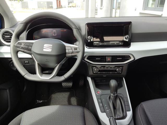 Seat / Arona / Blau / / / , Beispielbilder