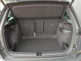 Skoda Karoq Sportline 1,5 TSI 150 PS DSG Navi-4x Sitzheizung-Canton Sound-Anhängerkupplung-LED-Matrix-AppleCarPlay-Android-Auto-ACC-Kessy-2-Zonen-Klimaautomatik-18''Alu-Sofort 