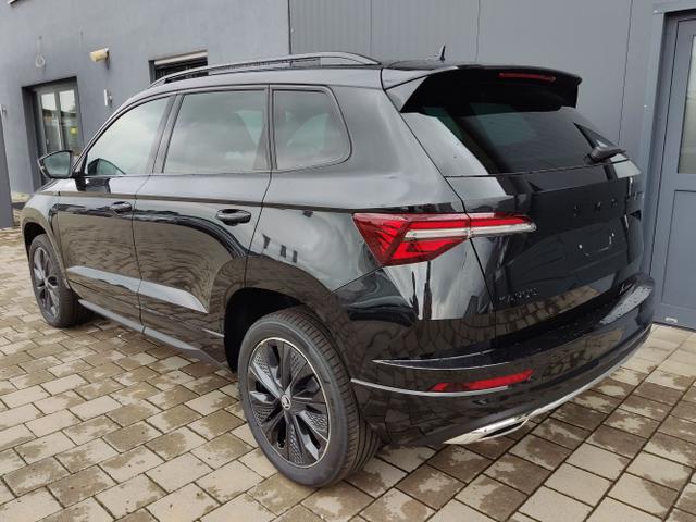 Skoda / Karoq / Schwarz / / / , Beispielbilder, ggf. teilweise mit Sonderausstattung