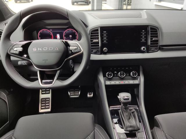 Skoda / Karoq / Schwarz / / / , Beispielbilder