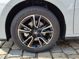 Skoda Fabia Monte Carlo 1.0 TSI 116 PS 6 Gang-Smartlink-DAB-Bluetooth-Klimaautomatik-2xPDC-Kamera-SHZ-LED-Tempomat-16''Alu-Sofort 