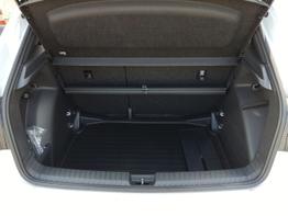 Skoda Fabia Monte Carlo 1.0 TSI 116 PS 6 Gang-Smartlink-DAB-Bluetooth-Klimaautomatik-2xPDC-Kamera-SHZ-LED-Tempomat-16''Alu-Sofort 