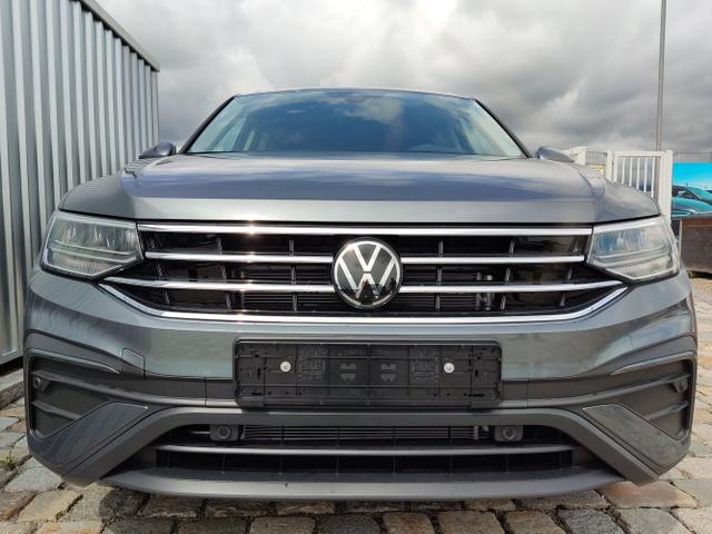 Volkswagen Tiguan Allspace - Life 2,0 TDI 150 PS DSG-5 Jahre Garantie-Navi-AHK-ACC-Kamera-SHZ-Sofort