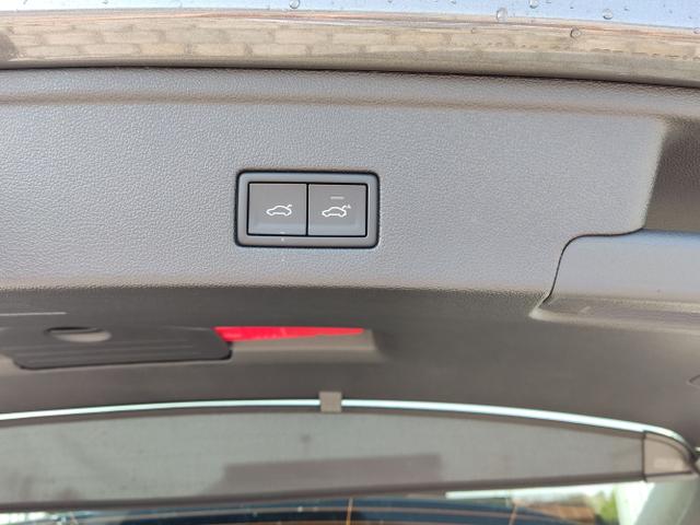 Volkswagen / Touareg / Grau / / / , Beispielbilder, ggf. teilweise mit Sonderausstattung