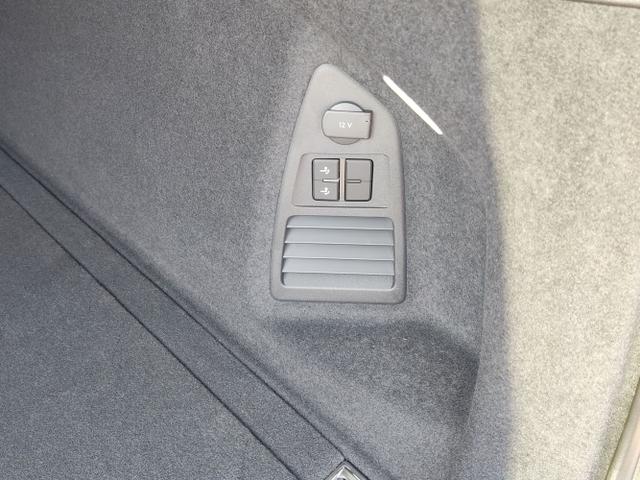 Volkswagen / Touareg / Schwarz / / / , Beispielbilder