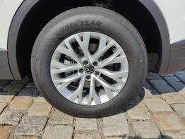 Volkswagen Touareg Limited 3.0 V6 TDI 4Motion Automatik-Anhängerkupplung-Navi-Keyless-ACC-Sitzheizung-Lenkradheizung-el.Heckklappe-18''Alu-Sofort 