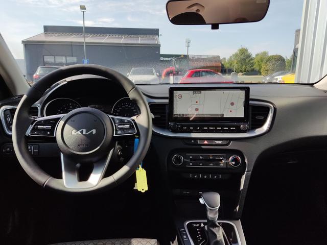 Kia / Ceed Sportswagon / Rot / / / , Beispielbilder, ggf. teilweise mit Sonderausstattung