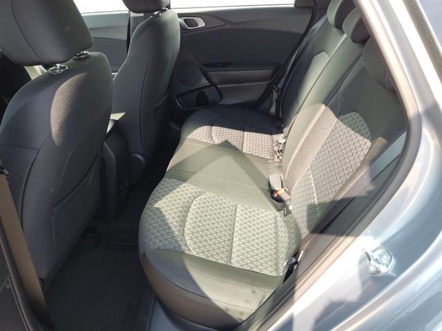 Kia / Ceed Sportswagon / Silber / / / , Beispielbilder, ggf. teilweise mit Sonderausstattung