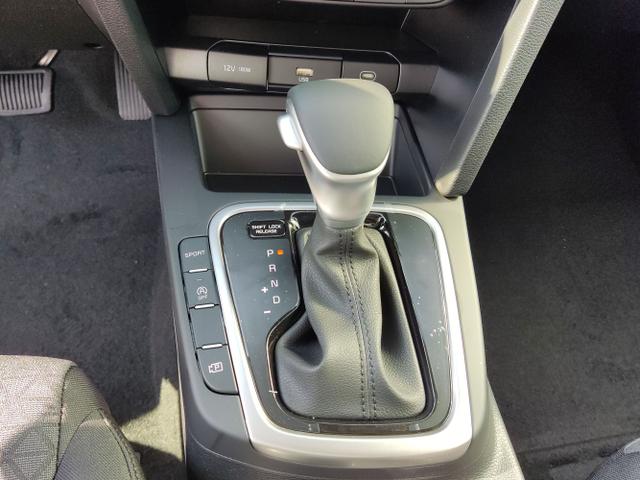 Kia / Ceed Sportswagon / Silber / / / , Beispielbilder, ggf. teilweise mit Sonderausstattung
