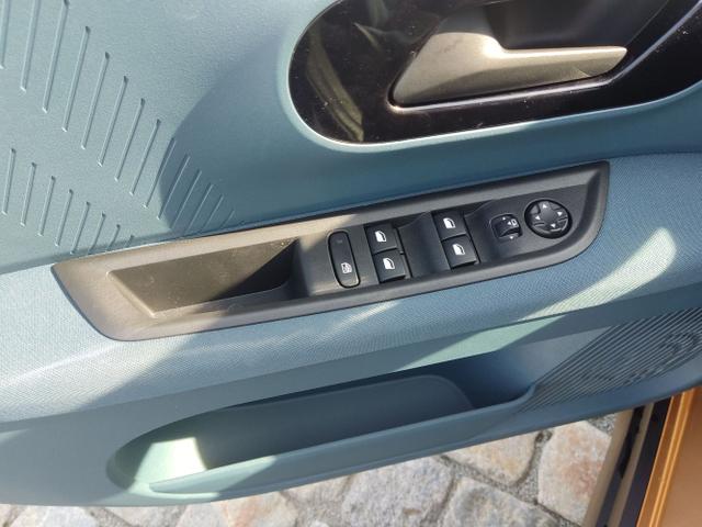 Fiat / Grande Panda / Braun / / / 