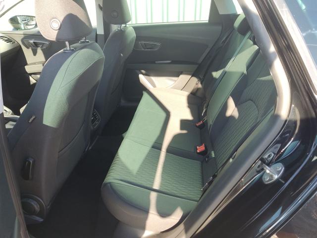 Seat / Leon Sportstourer / Schwarz / / / , Beispielbilder, ggf. teilweise mit Sonderausstattung