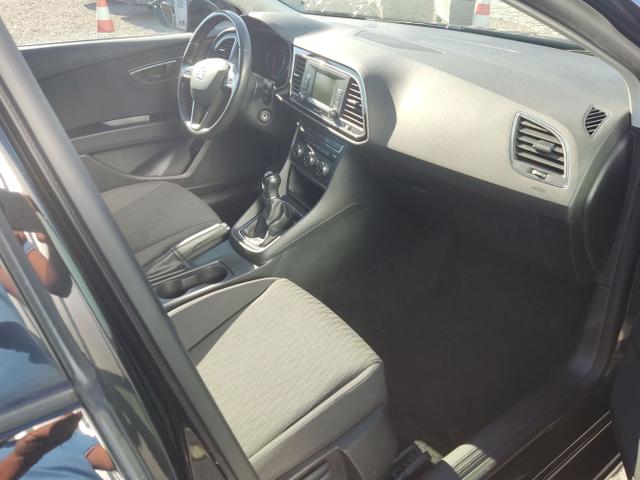 Seat / Leon Sportstourer / Schwarz / / / , Beispielbilder, ggf. teilweise mit Sonderausstattung