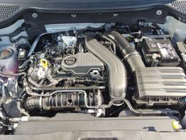 Skoda Karoq Sportline 1,5 TSI 150 PS DSG Navi-4x Sitzheizung-Canton Sound-Anh&auml;ngerkupplung-LED-Matrix-AppleCarPlay-Android-Auto-ACC-Kessy-2-Zonen-Klimaautomatik-18''Alu-Sofort 