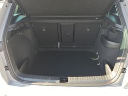 Skoda Karoq Sportline 1,5 TSI 150 PS DSG Navi-4x Sitzheizung-Canton Sound-Anh&auml;ngerkupplung-LED-Matrix-AppleCarPlay-Android-Auto-ACC-Kessy-2-Zonen-Klimaautomatik-18''Alu-Sofort 