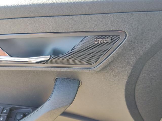 Skoda / Karoq / Grau / / / , Beispielbilder, ggf. teilweise mit Sonderausstattung