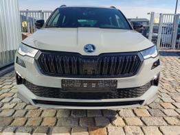 Skoda Karoq Sportline 1,5 TSI 150 PS DSG Navi-4x Sitzheizung-Canton Sound-Anh&auml;ngerkupplung-LED-Matrix-AppleCarPlay-Android-Auto-ACC-Kessy-2-Zonen-Klimaautomatik-18''Alu-Sofort 
