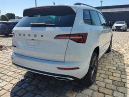 Skoda Karoq Sportline 1,5 TSI 150 PS DSG Navi-4x Sitzheizung-Canton Sound-Anhängerkupplung-LED-Matrix-AppleCarPlay-Android-Auto-ACC-Kessy-2-Zonen-Klimaautomatik-18''Alu-Sofort 