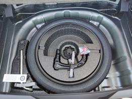 Volkswagen T-Roc Black Style 1,5 TSI 150 PS DSG AHK-IQ Light-Navi-ACC-Kamera-19 "Alu-IQ Drive 