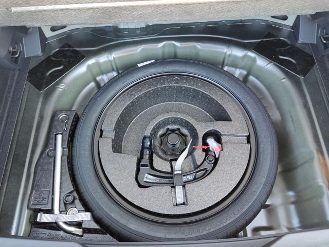 Volkswagen / T-Roc / Schwarz / / / , Beispielbilder