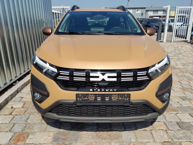 Dacia / Sandero Stepway / Beige / / / 