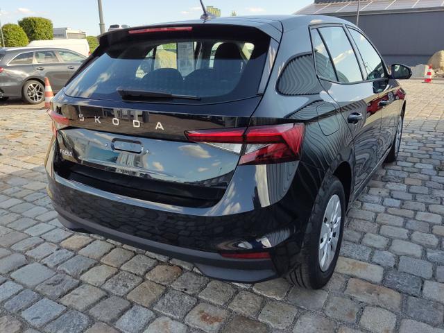 Skoda / Fabia / Schwarz / / / , Beispielbilder