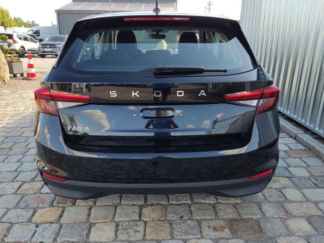 Skoda / Fabia / Schwarz / / / , Beispielbilder