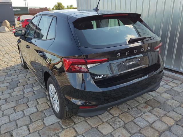 Skoda / Fabia / Schwarz / / / , Beispielbilder
