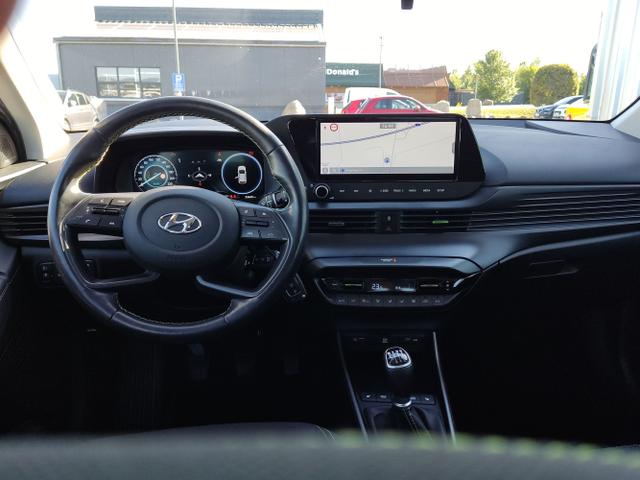 Hyundai / i20 / Weiß / / / 