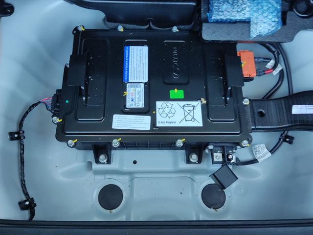 Hyundai / i20 / Weiß / / / 