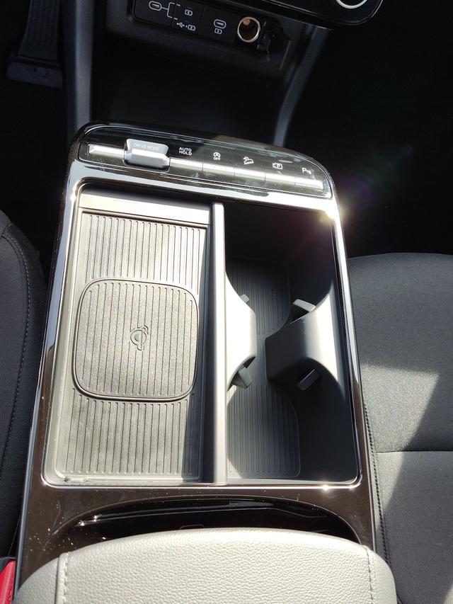 Hyundai / TUCSON / Silber / / / , Beispielbilder, ggf. teilweise mit Sonderausstattung