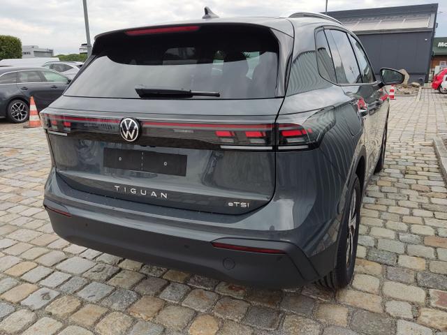Volkswagen Tiguan - Friends 1.5 eTSI DSG Garantie-Anhängerkupplung-Navi-Winterpaket-AppleCarPlay-AndroidAuto-LED-ACC-3-Zonen-Klima-el.Heckklappe-18''Alu-Sofort