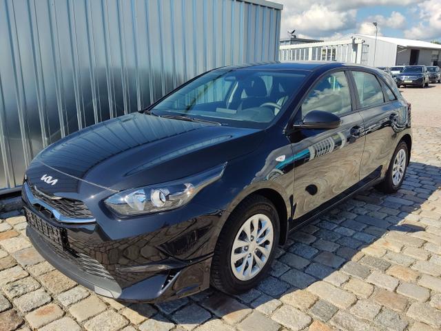 Kia Ceed - Best 1.5 T-GDI 140 PS 6 Gang-Navi-AppleCarPlay-AndroidAuto-Winterpaket-Rückfahrkamera-2-Zonen-Klimaautomatik-Sofort