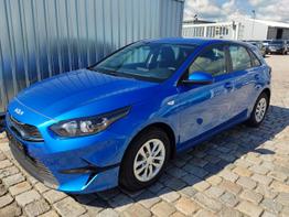 Kia Ceed Best 1.5 T-GDI 140 PS 6 Gang-Navi-AppleCarPlay-AndroidAuto-Winterpaket-Rückfahrkamera-2-Zonen-Klimaautomatik-Sofort 