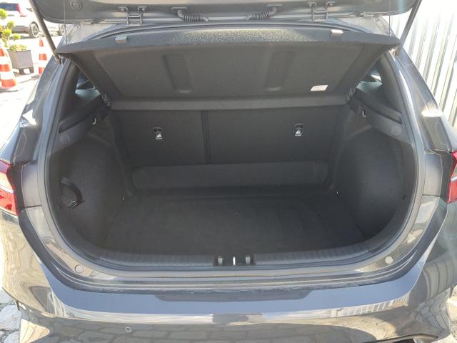 Kia / Ceed / Grau / / / , Beispielbilder, ggf. teilweise mit Sonderausstattung