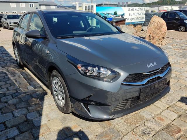Kia / Ceed / Grau / / / , Beispielbilder, ggf. teilweise mit Sonderausstattung